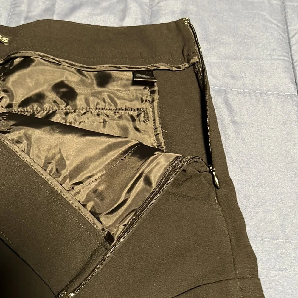 EXPRESS SHORTS - Picture 5 of 7